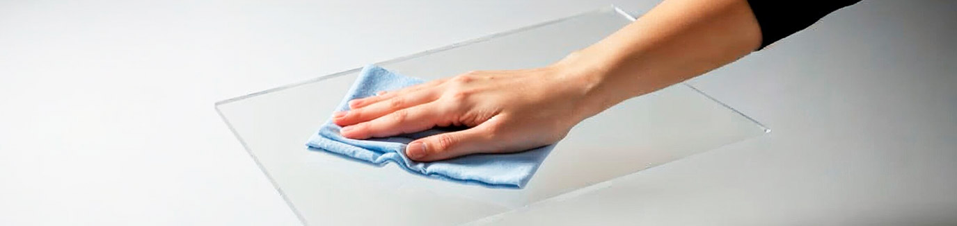 Limpiar metacrilato | Servei Estació