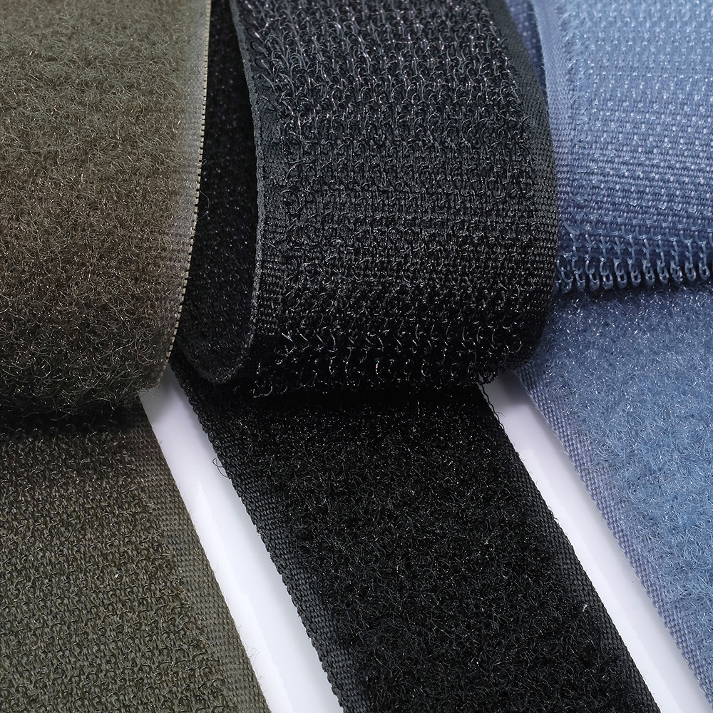 Descubre las bridas textiles de Velcro. Tienen usos innumerables