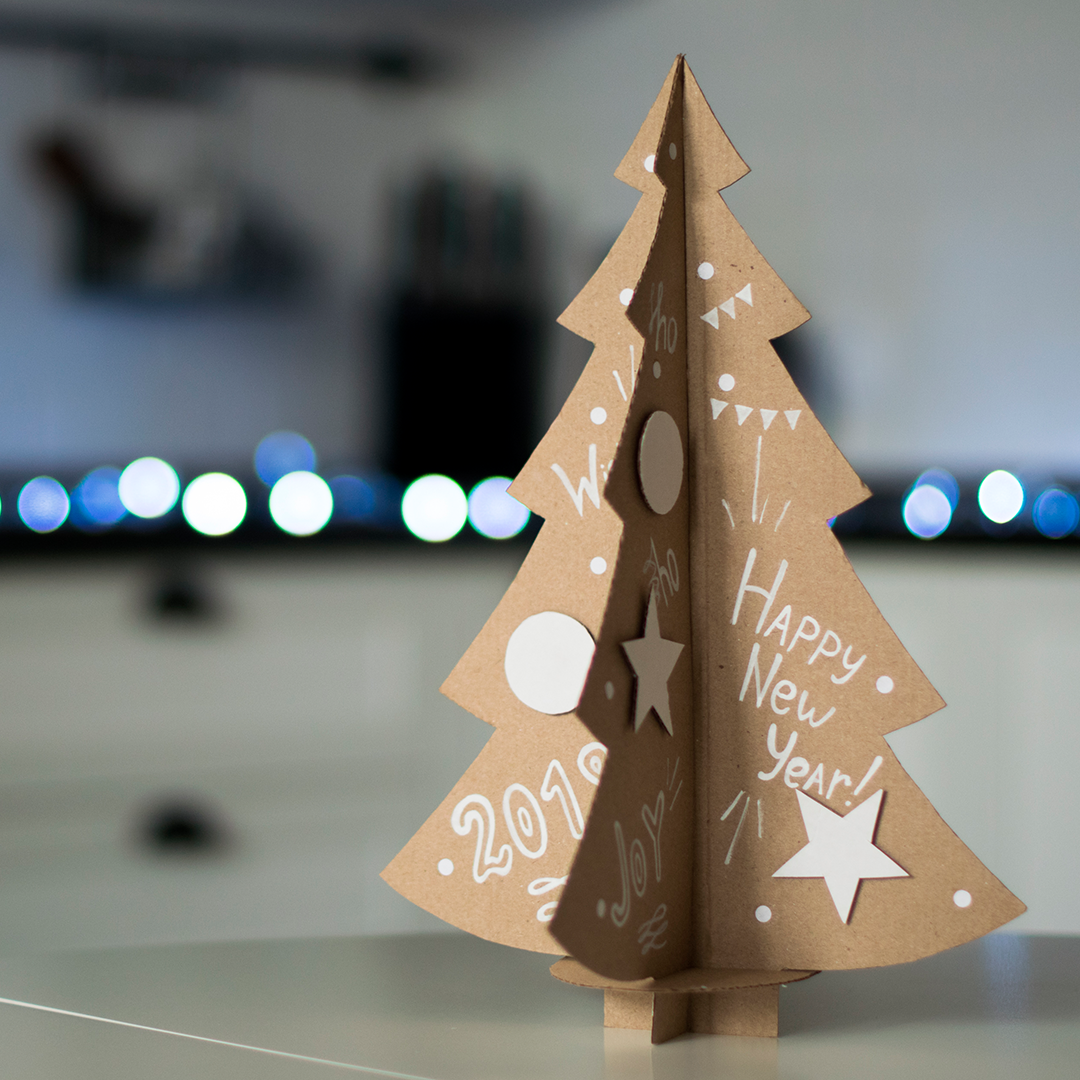 Manualidades con árboles de Navidad de Cartón