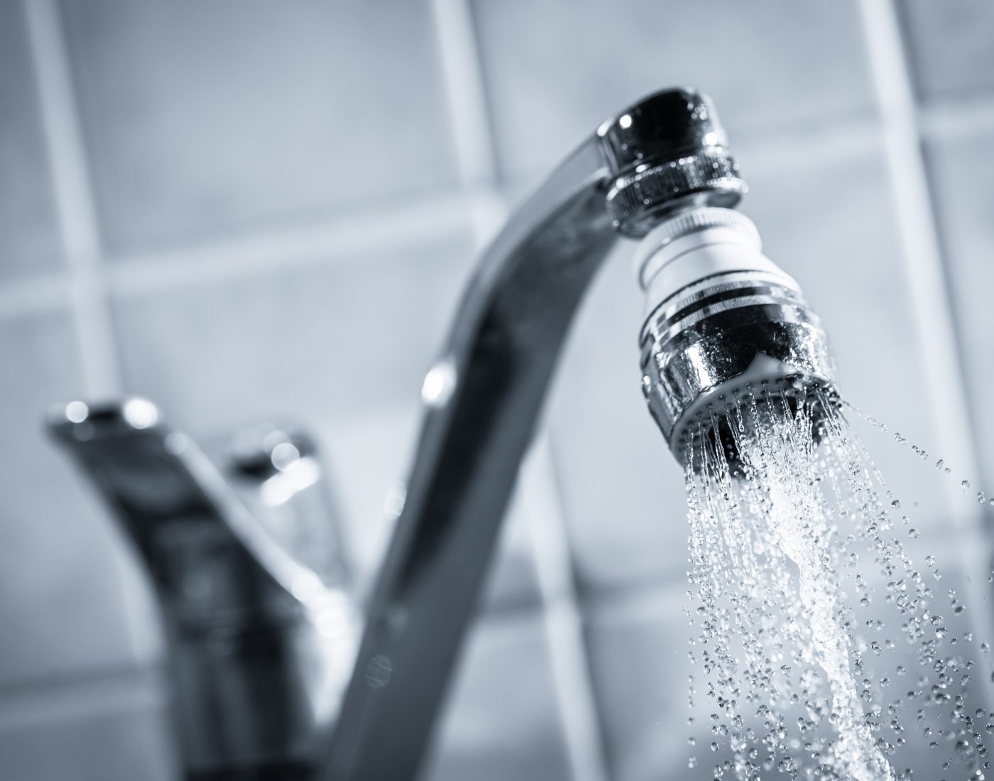 ¿Cómo ahorrar agua en casa? Consejos Servei Estació
