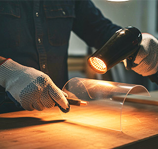 Doblar metacrilato. Secador | Servei Estació