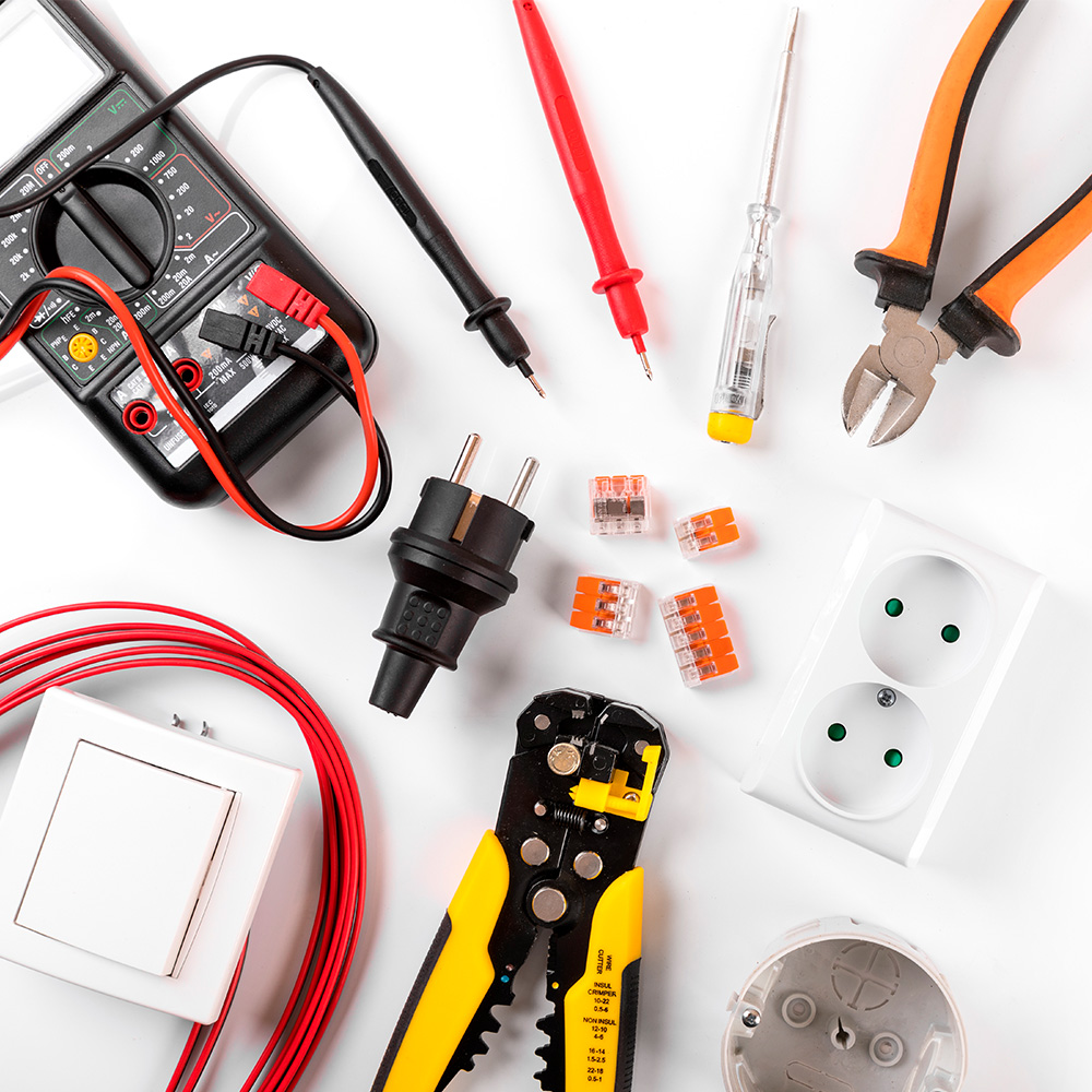 Cuáles son las herramientas imprescindibles de un electricista