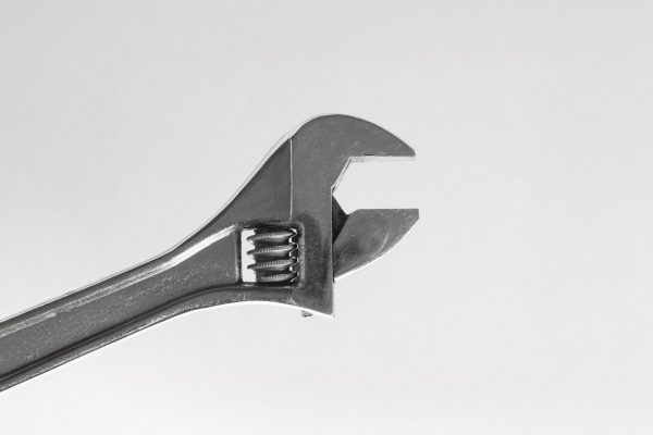 llave-inglesa Herramientas electricidad. Llave inglesa o ajustable | Servei