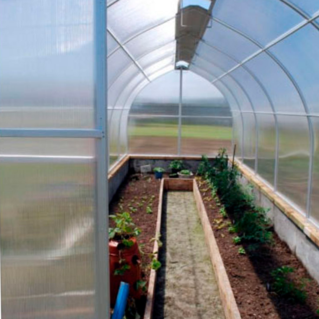 Cómo hacer un cerramiento con policarbonato alveolar 