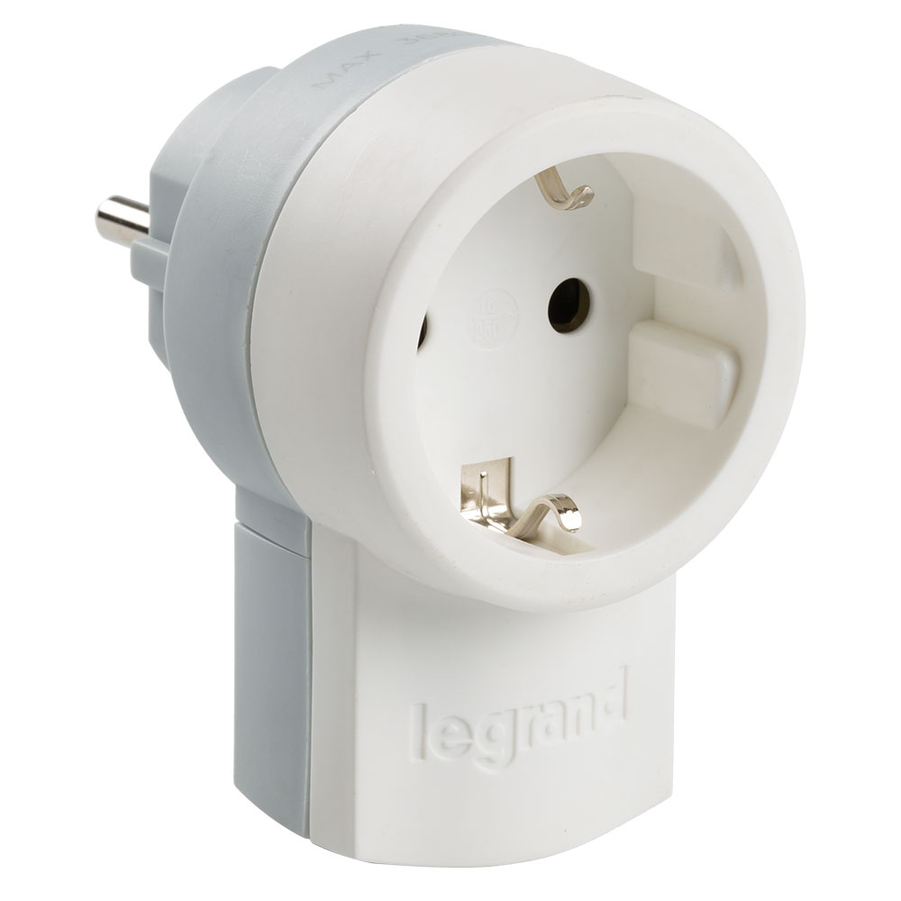 Clavija con Toma 2p+T 16 A