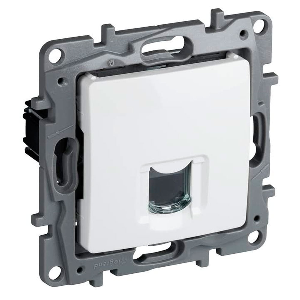 Niloé Base de Voz y Datos Blanco Rj45