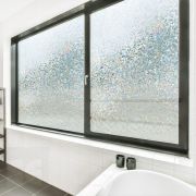 Lámina Estática Gofrado Ancho 92 Cms Rubi (A metros)