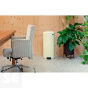 Cubo de Pedal Newicon Mellow Yellow 30l