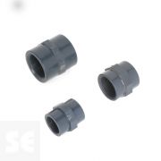 Manguito de PVC gris roscar