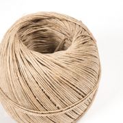 Ovillo de hilo de cáñamo