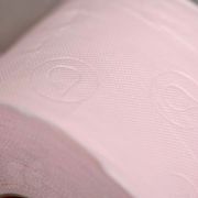 Papel Higiénico Renova Redlabel Maxi Rosa 4 Rollos