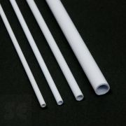 Tubo rígido de PVC blanco