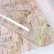 Vinilo adhesivo transparente forralibros