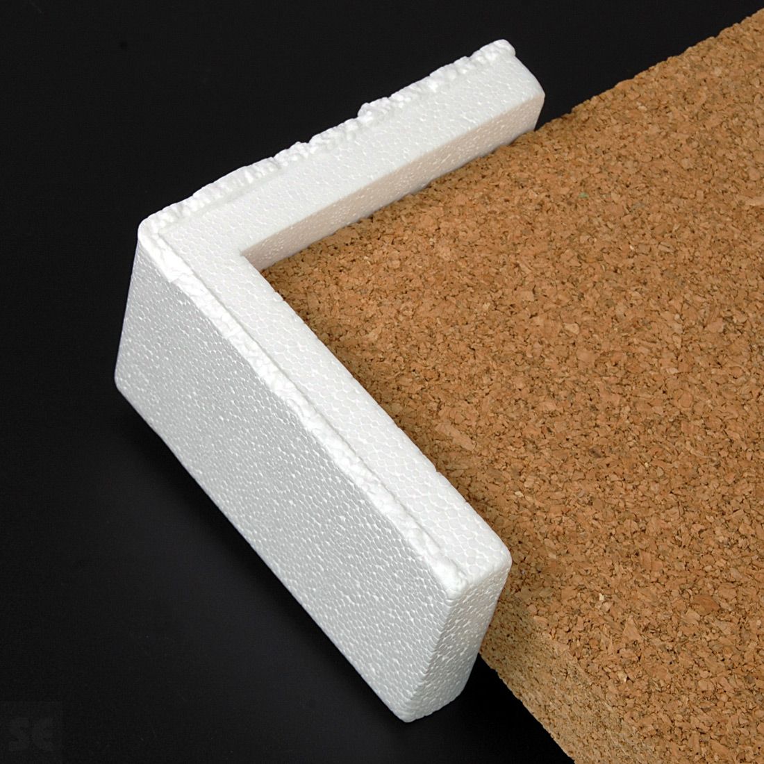 Cantonera de Porexpan pequeña 125x125 x ancho 65 mm (2 uds.) | Servei Estació