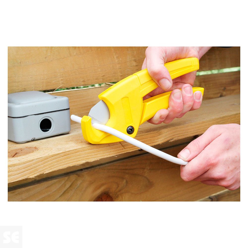 Tijera Corte Tubos De Plasticos 28Mm Stanley 0-70450