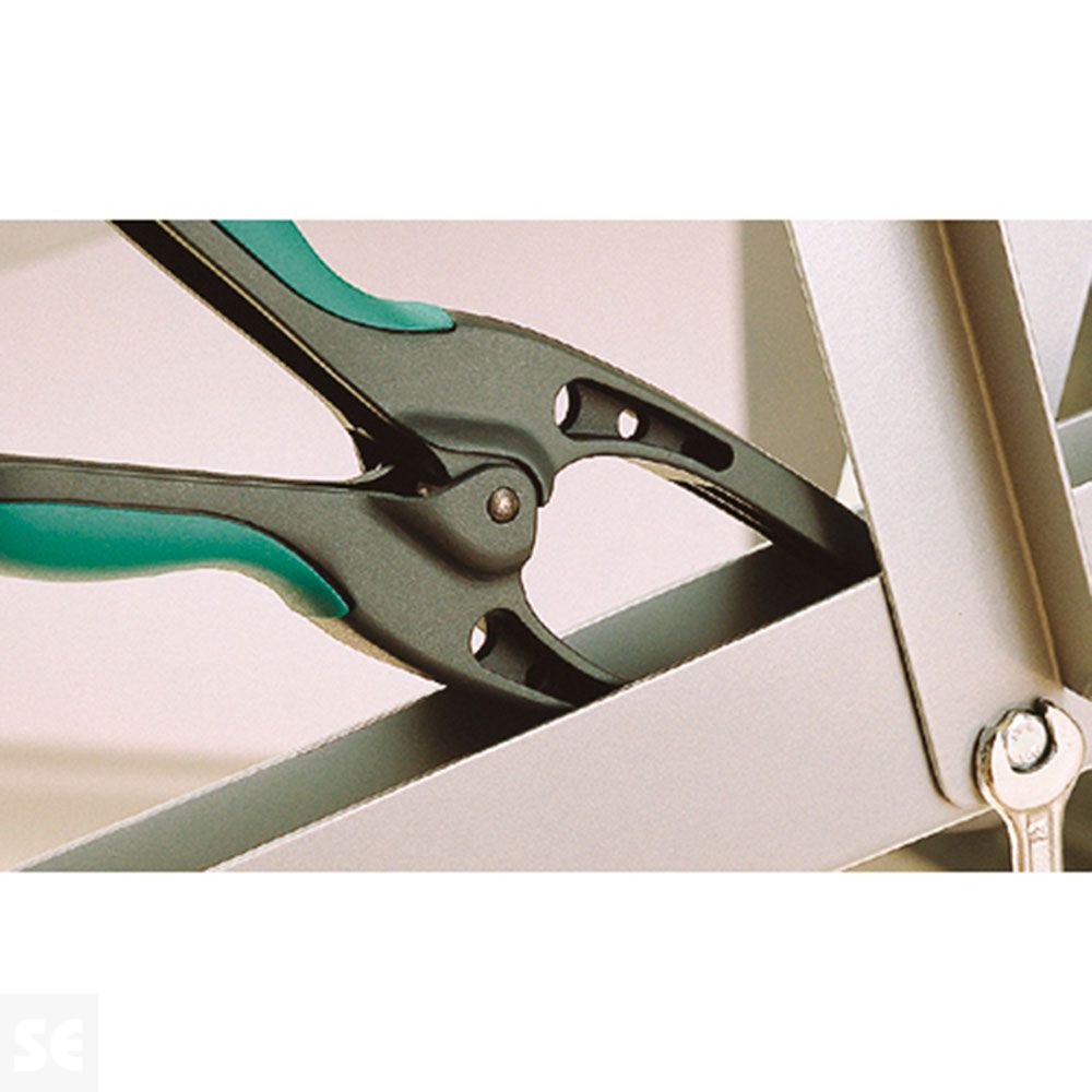 Pinza Con Resorte Wolcraft Plástico 1Mt70 Largas 70 mm