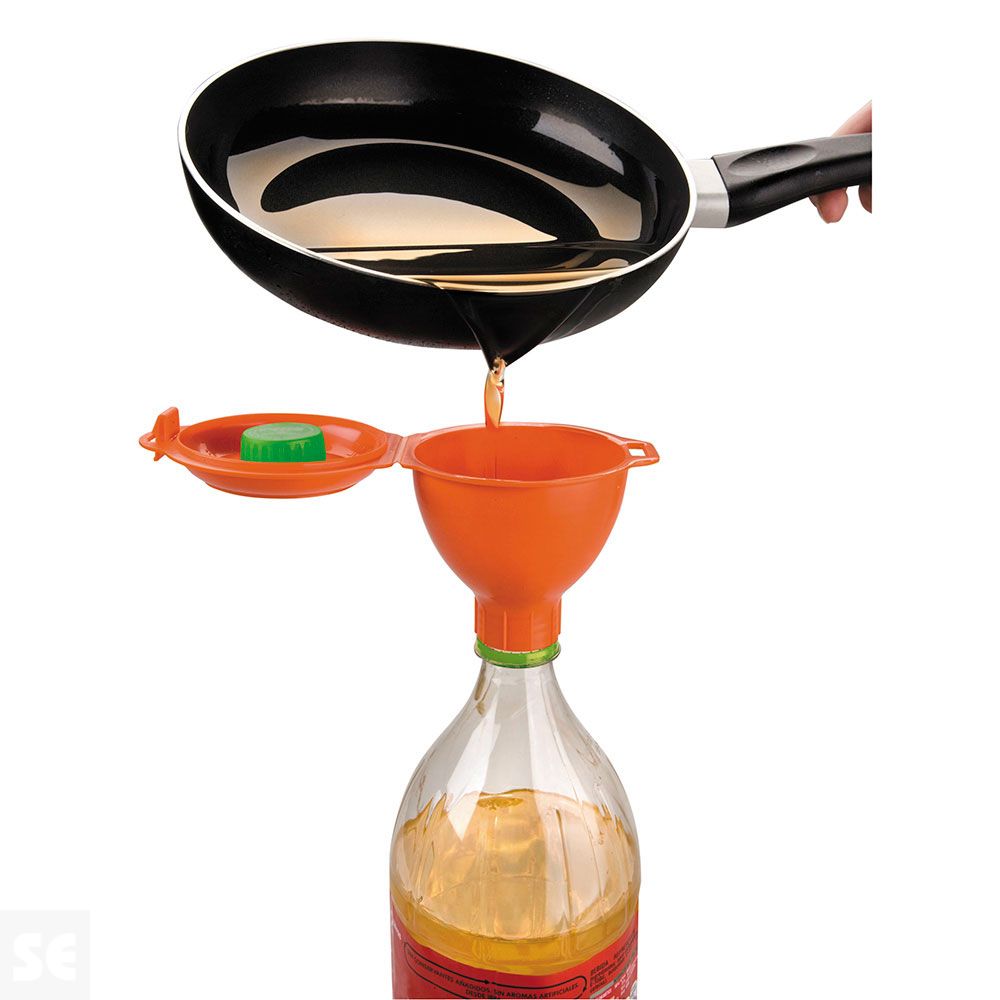 Embudo para reciclaje de aceite doméstico