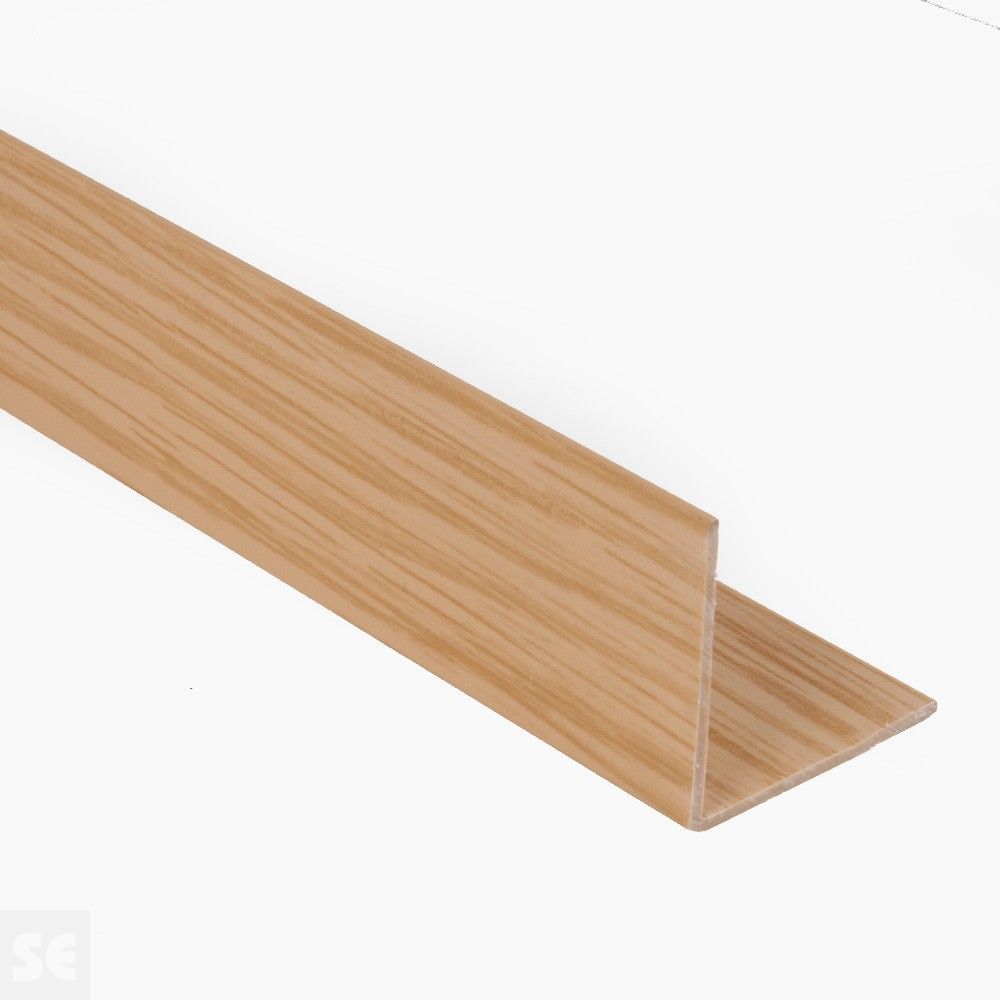 Cantonera de PVC color roble | Servei Estació