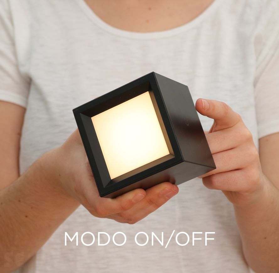 Aplique de Pared Led Box 8 Negro Inalámbrico