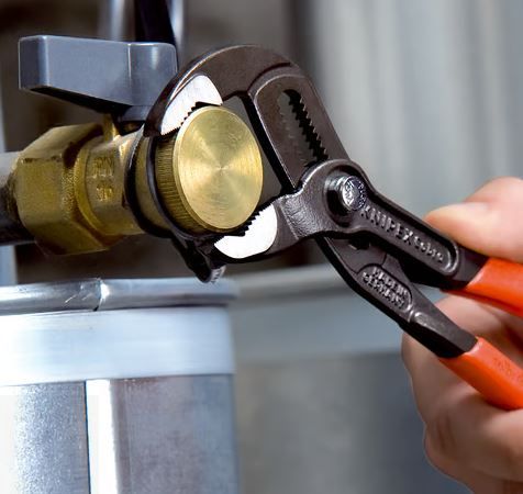 Tenaza para Bombas Gris Atramentado 180mm.