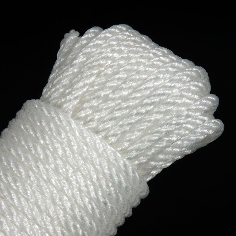 Madeja de cuerda de plástico de polietileno de color blanco | Servei Estació
