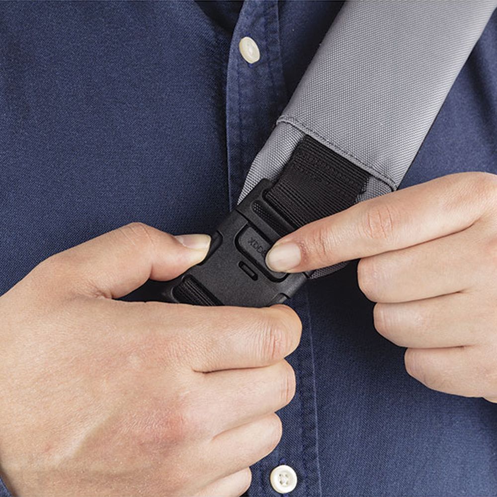 Mochila Cruzada Antirrobo Bobby Sling Gris