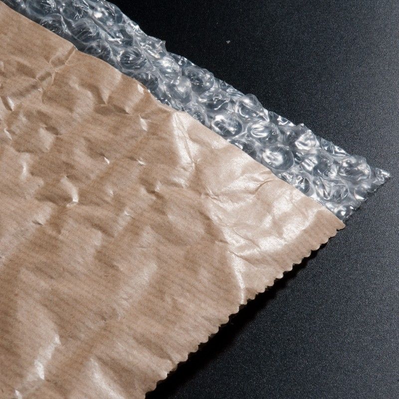 Rollo burbuja polietileno y papel kraft | Servei Estació