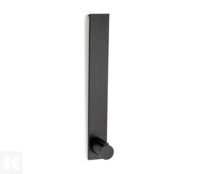Colgador sobrepuerta negro mate 296 x 40 x 66 mm.