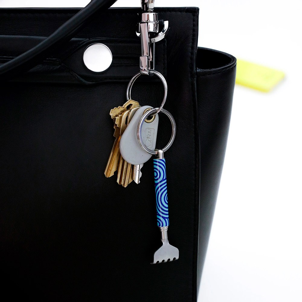 Llavero Mini Rasca Espalda