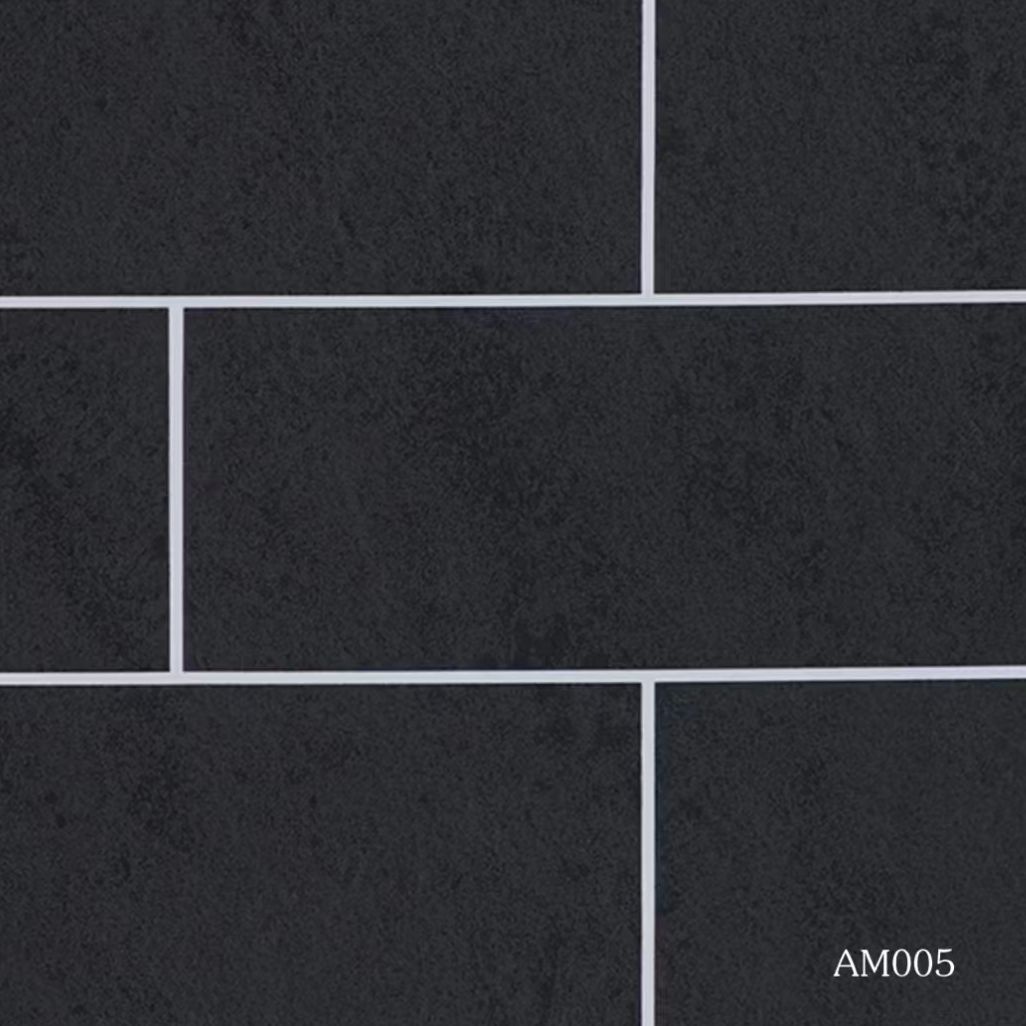 Revestimiento Vinílico Adh. efecto plaqueta ranurada negra Am005. Ancho 124cm. (a metros)